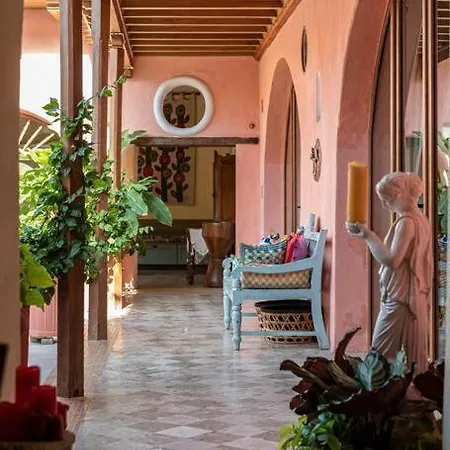 Villa Luxury Tropical In Historic *
