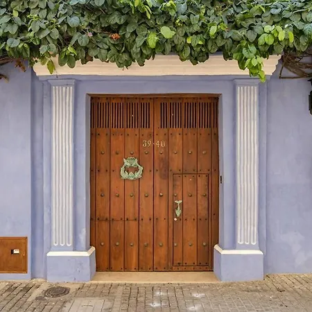 Villa Luxury Tropical In Historic Cartagena